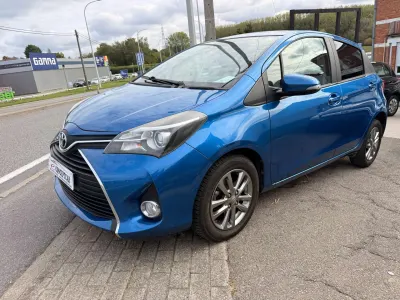 Toyota Yaris Yaris 1.33i VVT-i Comfort and pack Style