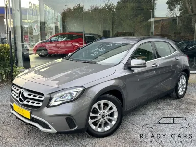 Mercedes-Benz GLA 200 1,6*EXCELLENT ETAT*CUIR*LED*SIEGE CHAUFFANT*CAM*NAVI*CARPLAY*GARANTIE