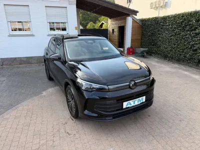 Volkswagen Tiguan Tiguan 1.5 eTSI mHEV ACT BLACK EDITION OPF DSG/nAVI/APP CP/PDC V&A + surr. camera/lane - front assist/ACC/sport zet.