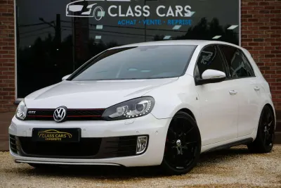 Volkswagen Golf GTI 2.0 TSI ADIDAS DSG BI-XENON PDC DYNAUDIO PARK-ASSIST CAMERA CARNET COMPLET