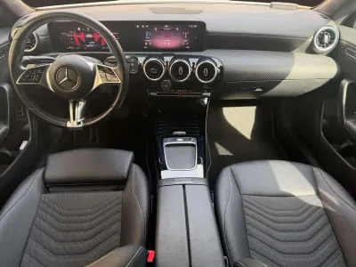 Mercedes-Benz CLA 180 Facelift / Véhicule belge / Garantie 12 Mois Mercedes
