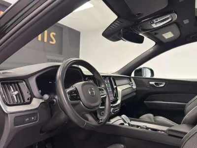 Volvo XC60 2.0 T6 AWD PHEV BLACK EDITION*TOIT-PANO*GPS+CAMERA