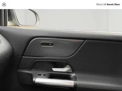 Mercedes-Benz GLA 250 GLA e Business Line