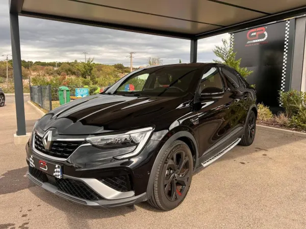 Renault Arkana E-Tech 145 - 21B R.S. Line