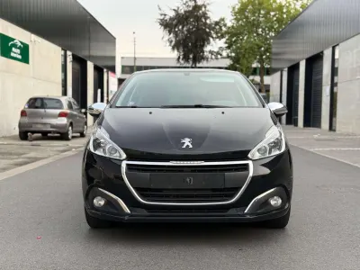 Peugeot 208 208 1.2i PureTech Style