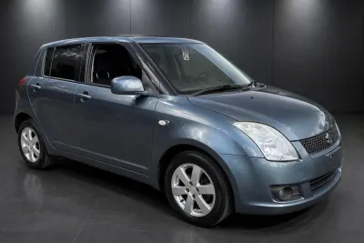 Suzuki Swift 1.3 VVT GLX 4x4 5p