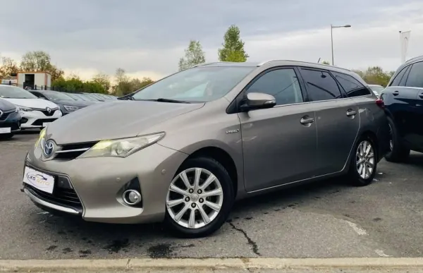 Toyota Auris SPORTS Touring 1.8 HYBRID 136H DYNAMIC BUSINESS