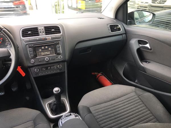 Volkswagen Polo V 1.2 70 TRENDLINE 5P