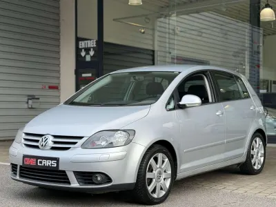 Volkswagen Golf PLUS 1.6i CLIM-SIEGES CHAUFF.-ORD.BORD-PDC-GAR 12MOIS