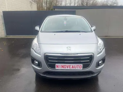 Peugeot 3008 1.6 HDi Allure NAVI BLUETH AIRCO PARKSENSOR