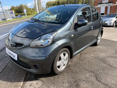Toyota Aygo Aygo 1.0i VVT-i Music BOÎTE AUTO .