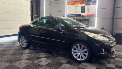 Peugeot 207 CC 1.6i Pack AUTOMATIQUE bj. 2011