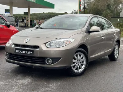 Renault Fluence Fluence 1.6i Dynamique*CUIR*CARNET*CLIM*NAVI*1 ER MAIN*CARNET