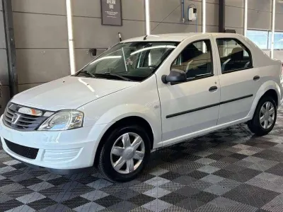 Dacia Logan Benzine 95.615km geen airco