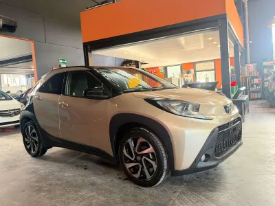 Toyota Aygo X aygo X 1.0 deluxe edition 2025/12 mois de garantie