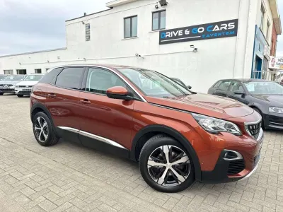 Peugeot 3008 1.2i Benzine - CarPlay ** 1 JAAR GARANTIE ** !!