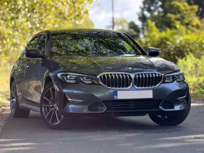 BMW 330 TVA 100% Deductible - Full carnet BMW - 330e PHEV + Entretien complet  BMW + Garantie 12 mois + individual