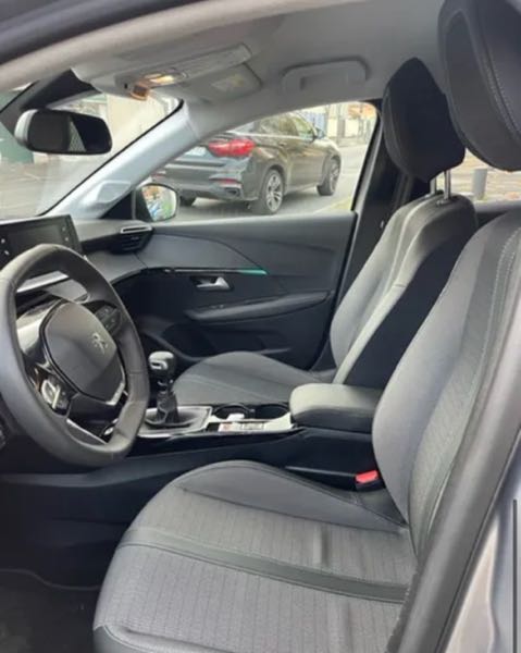 Peugeot 208 II ALLURE 1.2 PureTech S&S 100ch manuelle/Première Main/