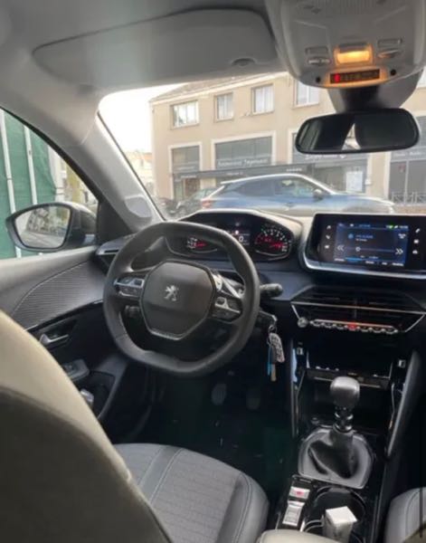 Peugeot 208 II ALLURE 1.2 PureTech S&S 100ch manuelle/Première Main/