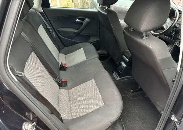 Volkswagen Polo V 1.6 Tdi 90cv CONFORTLINE BUSINESS/GPS/CLIM
