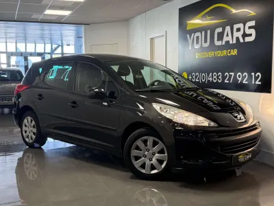 Peugeot 207 1.4i 16v Trendy 1 Jaar Garantie