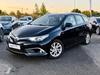 Toyota Auris SPORTS Touring 1.8 HYBRID 136H DYNAMIC BUSINESS