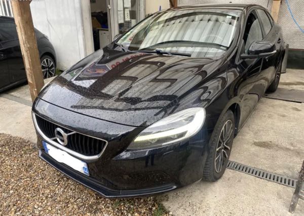Volvo V40 D3 150 R-Design Geartronic/1 MAIN /GARANTIE 6 MOIS