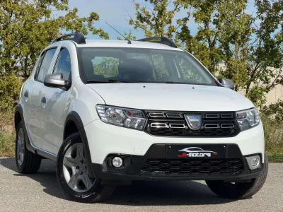 Dacia Sandero • STEPWAY •