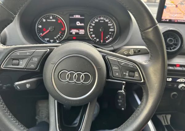 Audi Q2 TDI 16V 116 cv MODELE SLINE /1 MAIN /GARANTIE 12 MOIS