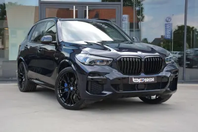 BMW X5 xDrive45e M-Sport/ 360°/ HUD/ Pano/ H&K