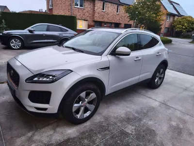 Jaguar E-Pace E-Pace 2.0 D 110kw/150 pk automaat, leder, panodak