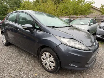 Ford Fiesta 1.6 TDCi DPF *AIRCO || EURO 4 || MARCHAND*