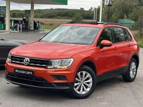 Volkswagen Tiguan 1.4 TSI*TOIT PANO*1 ER MAIN*CARNET*CLIM*47.000KM*G
