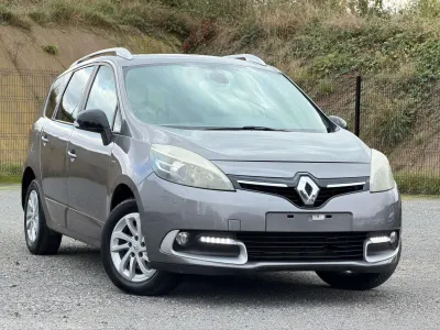 Renault Grand Scenic • 1,5 DCI • ROULE PARFAITEMENT