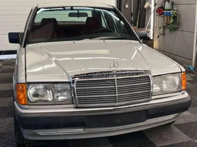 Mercedes-Benz 190 E Benzine AUTOMATIQUE bj. 1988 178000km Oldtimer