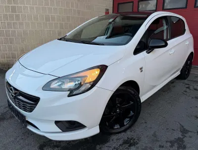 Opel Corsa 1.2i Black Edition + NAVI + CLIM