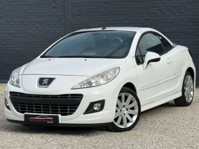 Peugeot 207 207 CC 1.6 HDi Cabrio Sport /Navi/Pdc/J.a/1erProp./Garantie