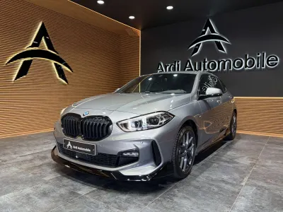 BMW 118 iA *PACK M*CARPLAY*CAPTEUR AV+AR*LED*1ER PROPRIO*GARANTIE*