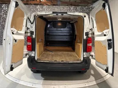 Peugeot Expert Standard 2.0 BlueHDi - 120 S&S III FOURGON Premium PHASE 1