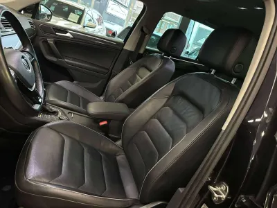 Volkswagen Tiguan 2.0 TSI DSG 4Motion R-Line Alu19"/Acc/Leder/Led/Cam/Keyless/Carplay *1j garantie*