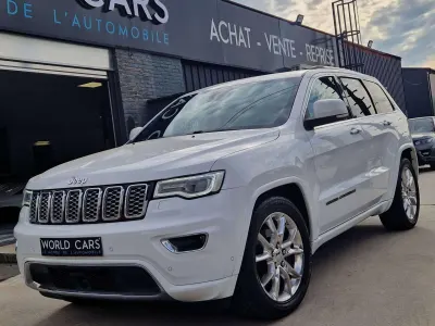 Jeep Grand Cherokee 3.0 V6 TD Overland - FACE LIFT - 250CV - TOIT PANORAMIQUE - CAMERA DE RECUL - REGULATEUR ADAPTATIF - APPLE CARPLAY/ANDROI