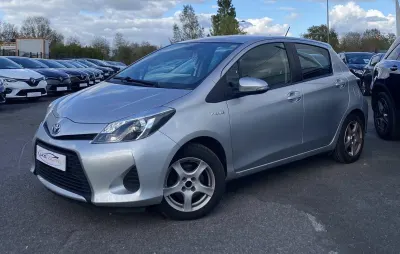 Toyota Yaris III 1.5 HYBRID 100H STYLE