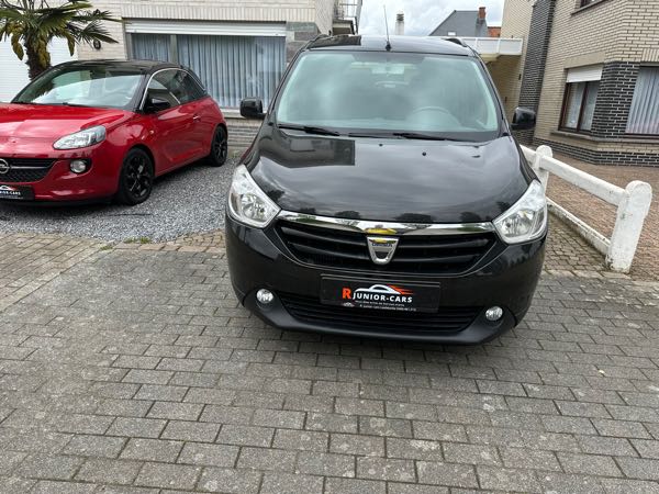 Dacia Lodgy 1.2 TCE 115 BLACK LINE 7PL EURO6