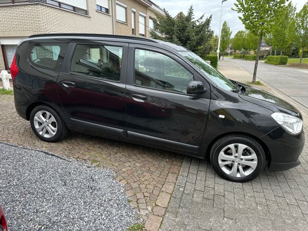 Dacia Lodgy 1.2 TCE 115 BLACK LINE 7PL EURO6