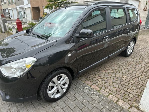 Dacia Lodgy 1.2 TCE 115 BLACK LINE 7PL EURO6