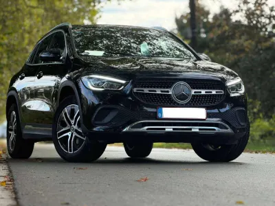 Mercedes-Benz GLA 180 GLA 180 Business Solution + Full entretien mercedes + Garantie 12 mois