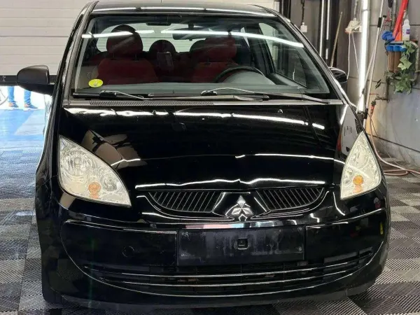 Mitsubishi Colt 1.3i benzine AUTOMATIQUE bj. 2006 138.411 km