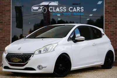 Peugeot 208 1.6i GTi 200 CV / NAVI / BLUETOOTH / SIÈGES CHAUFFANTS / CARNET COMPLET