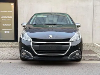 Peugeot 208 208 1.2i PureTech Style