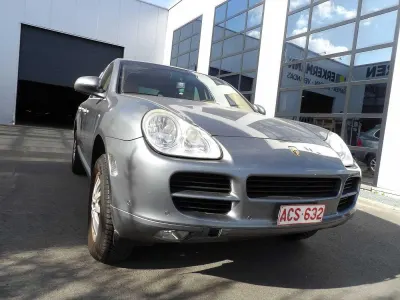 Porsche Cayenne Cayenne 3.2i V6 24v - PRIJS HANDELAAR OF EXPORT!